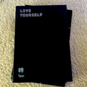 Love Yourself Ver. Tear